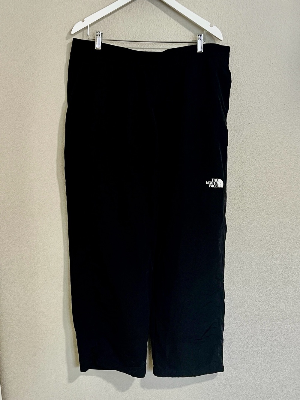 The North Face Black Woman’s Jogger Sweatpants with Logo